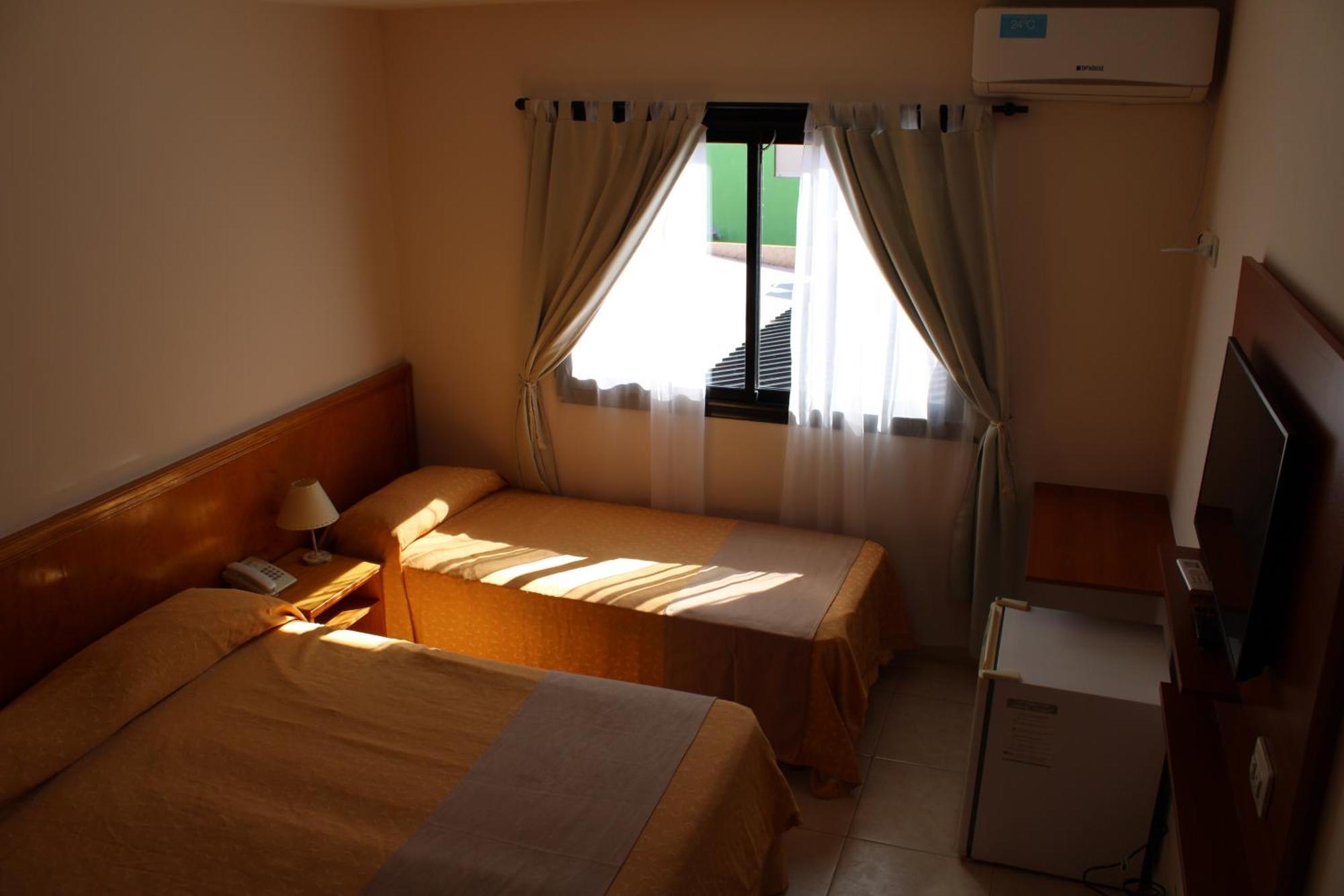 לה לוסילה דל מר Hotel Bella Costa מראה חיצוני תמונה